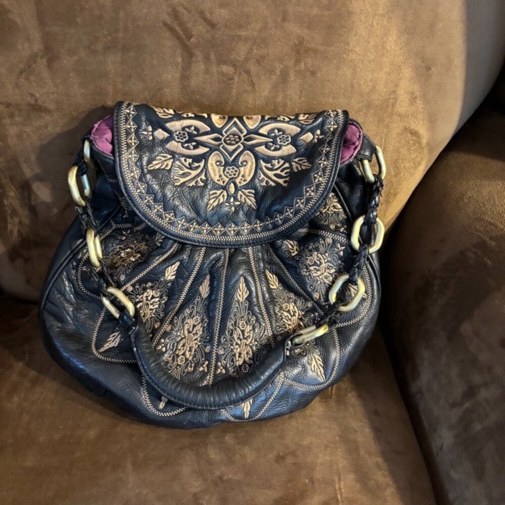Vintage Black Leather Isabella Fiore Leather Shoulder Bag with Gold Embroidery